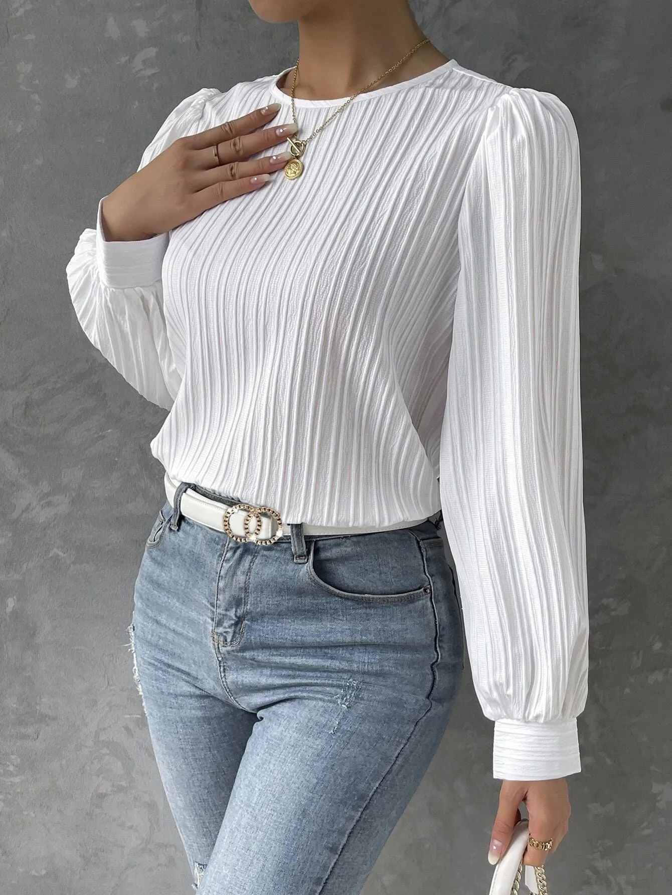 Eefje - Casual Blouse Round Neckline
