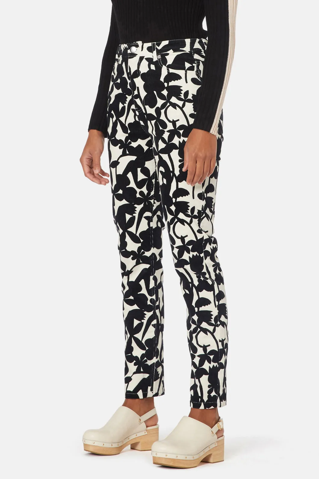 Field Blur Skinny Cord