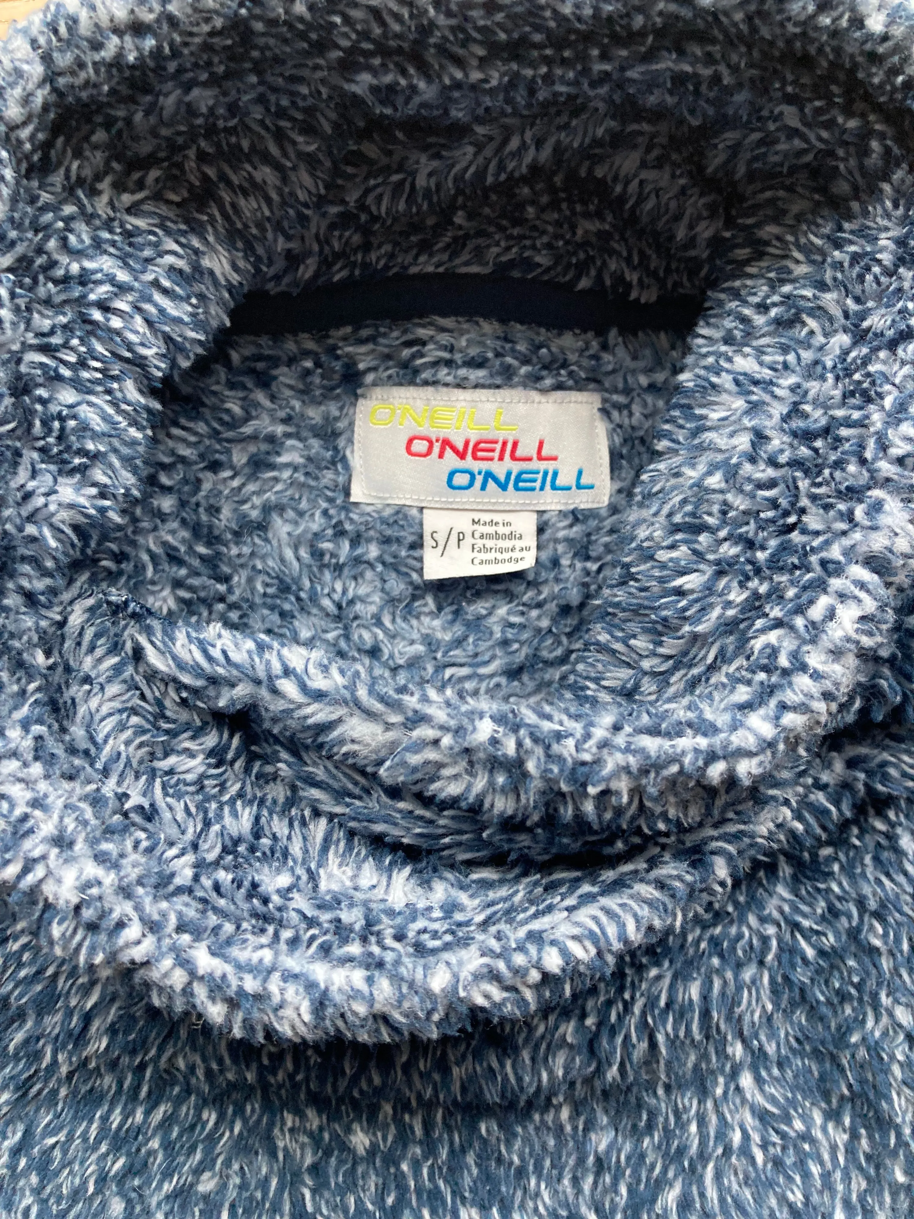 Fuzzy Navy Blue Sweater by O'Neill, Size 5-7, Kids 6/6X (extra small)