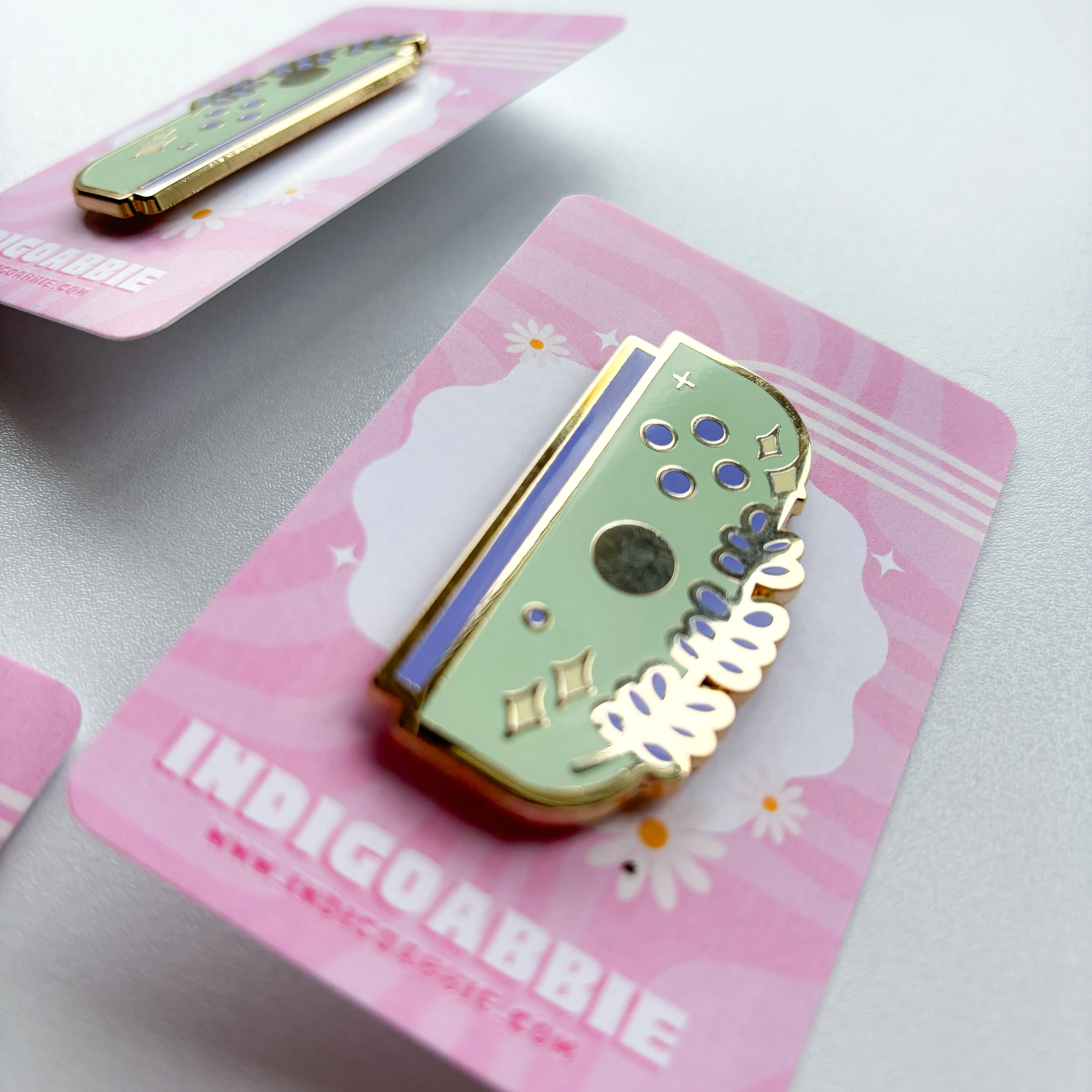 Green Floral JoyCon Enamel Pin | Nintendo Switch Enamel Pin Floral Joycon Pin