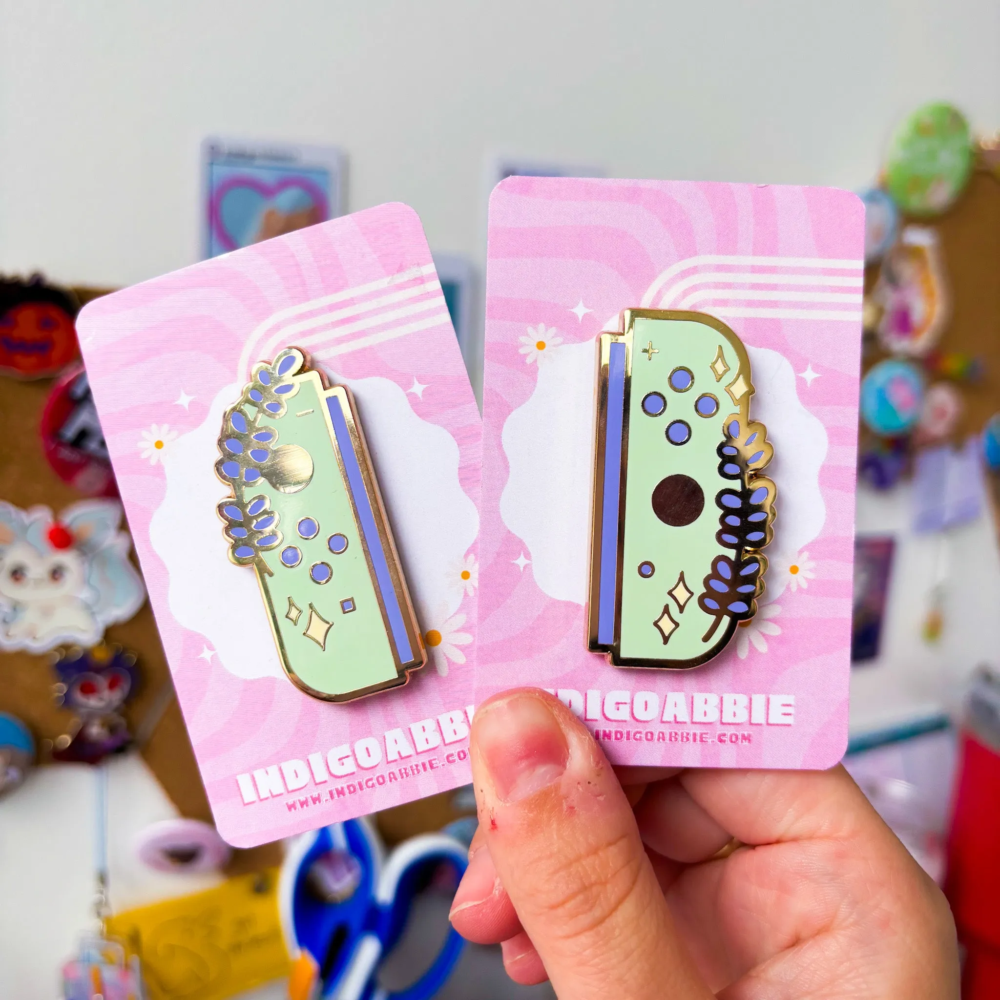 Green Floral JoyCon Enamel Pin | Nintendo Switch Enamel Pin Floral Joycon Pin