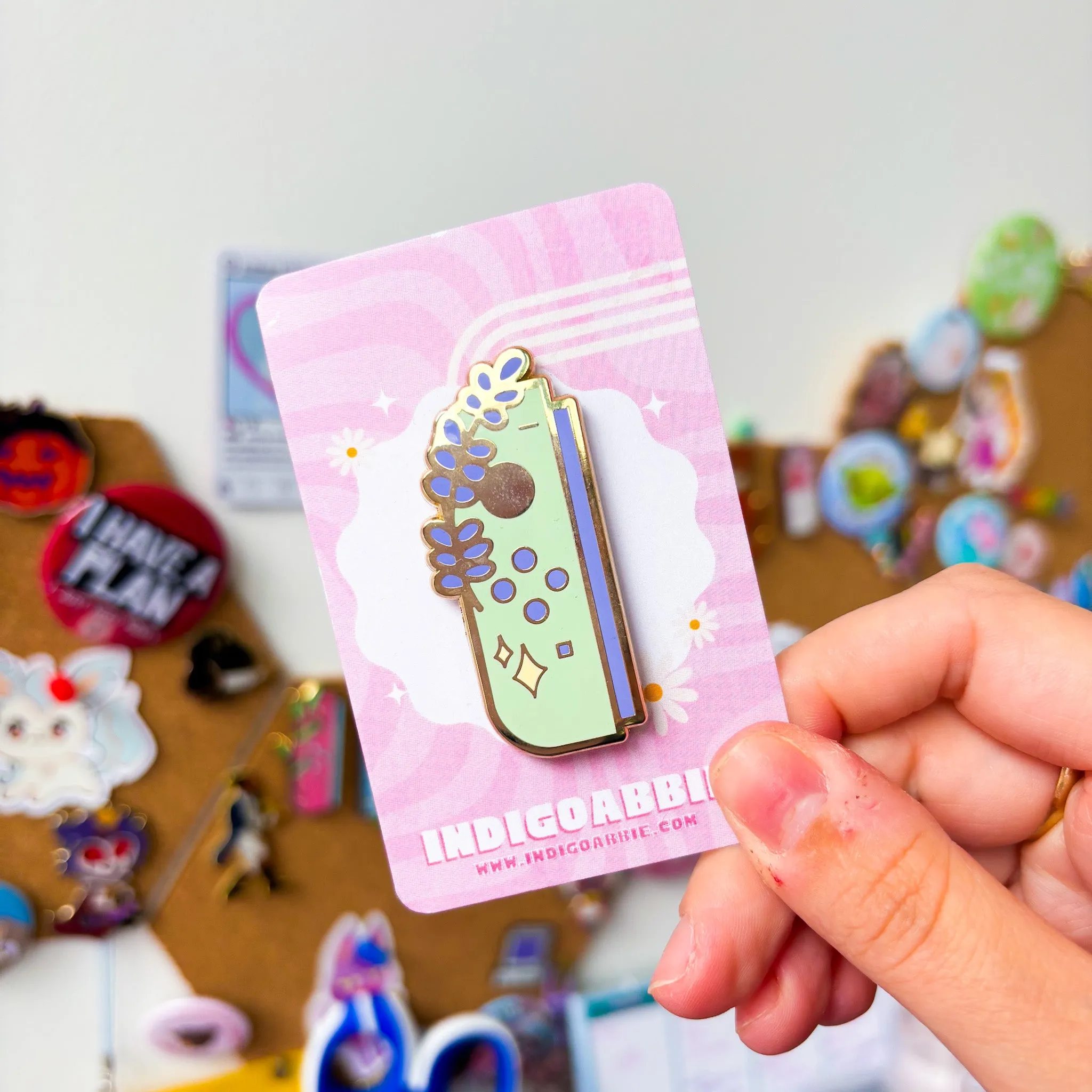 Green Floral JoyCon Enamel Pin | Nintendo Switch Enamel Pin Floral Joycon Pin