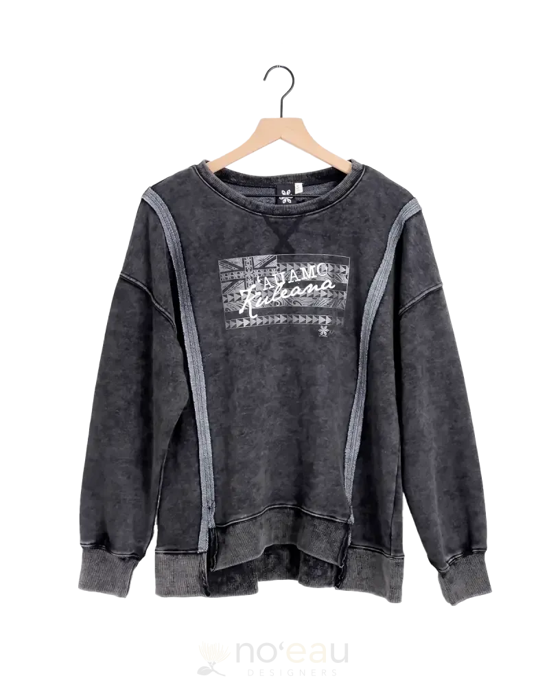 NOE X KAHIAU - Auamo Kuleana Sweater