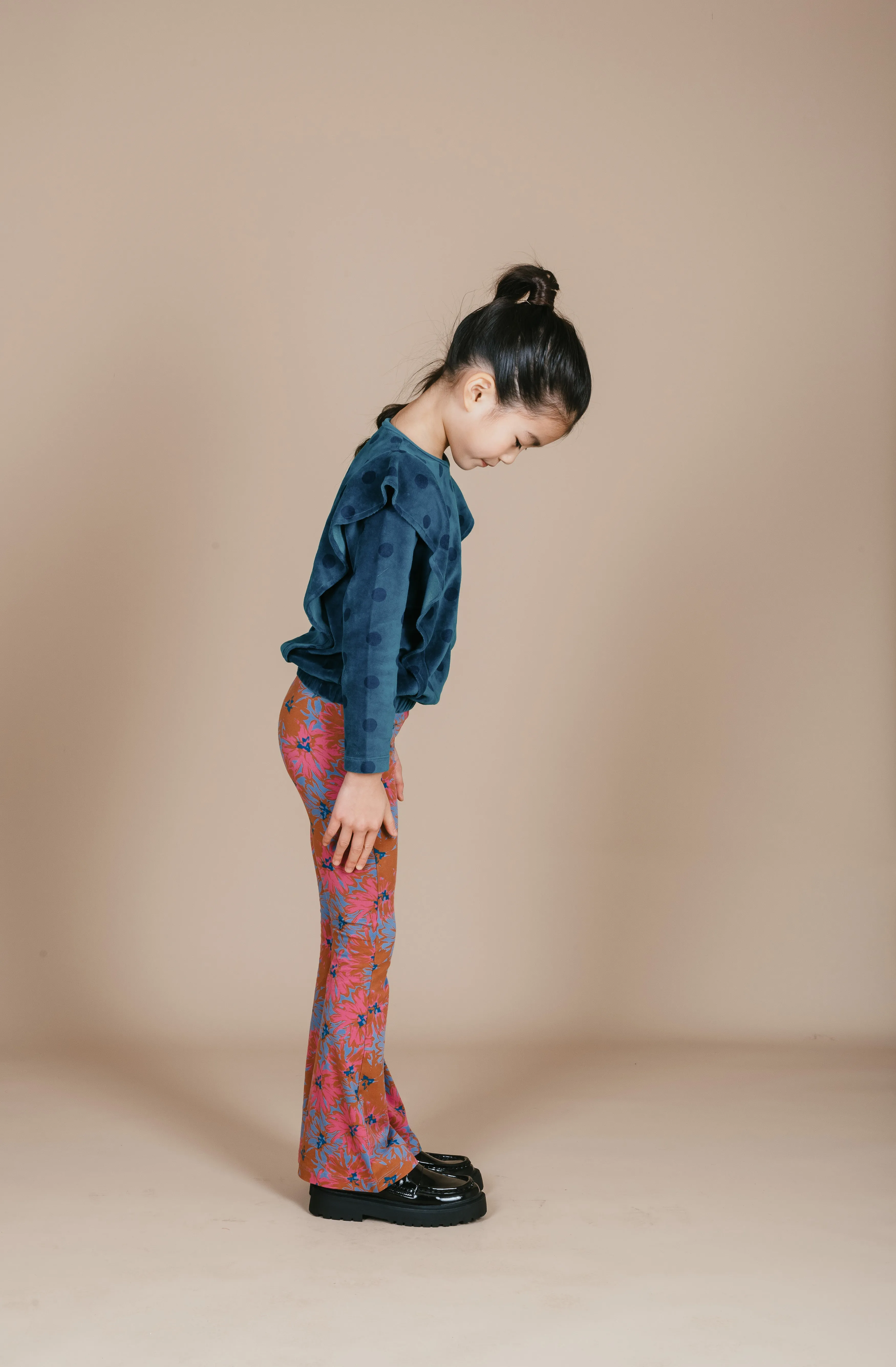 Ruffle Sweater Velour | Dots AOP