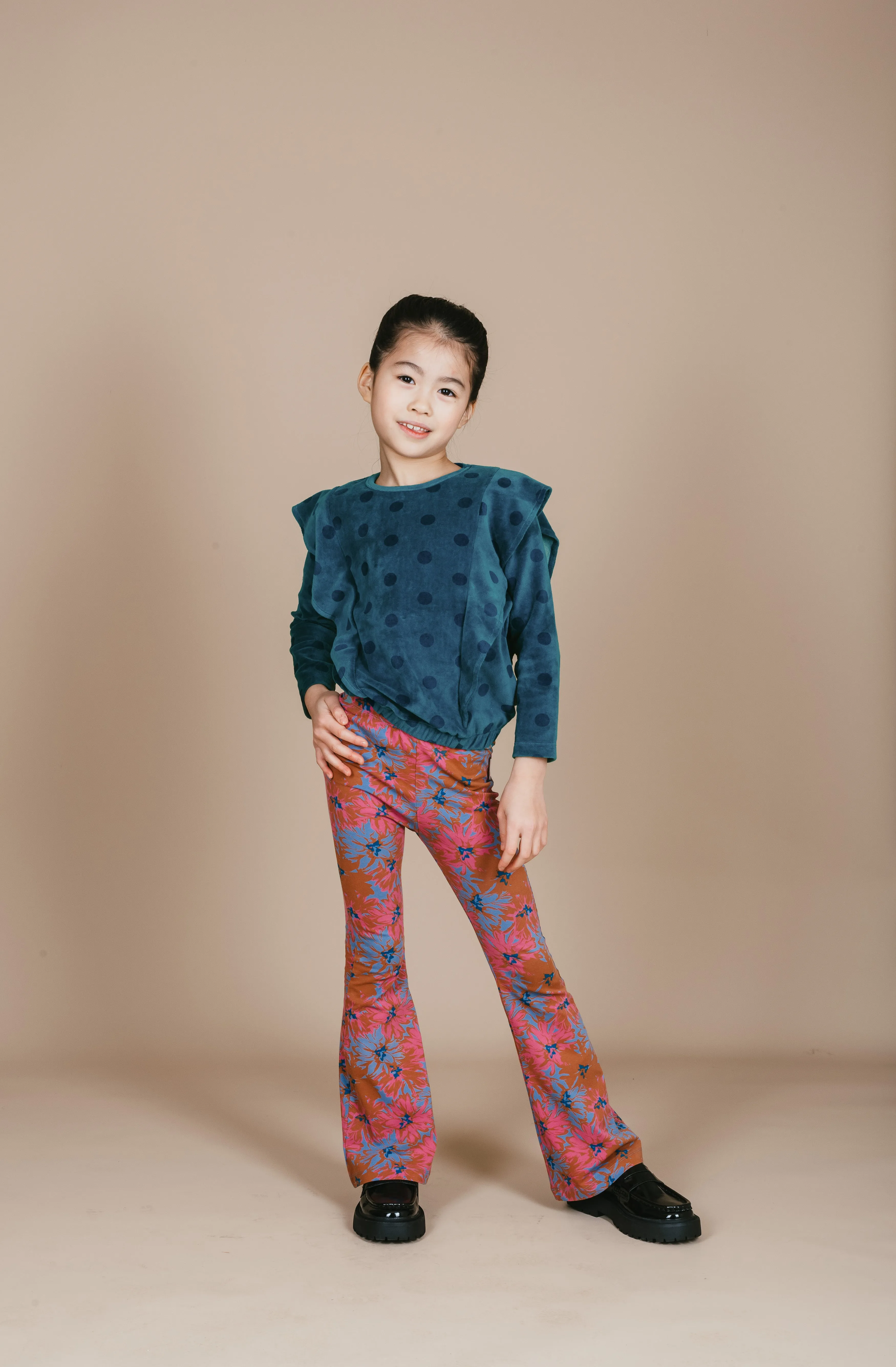 Ruffle Sweater Velour | Dots AOP