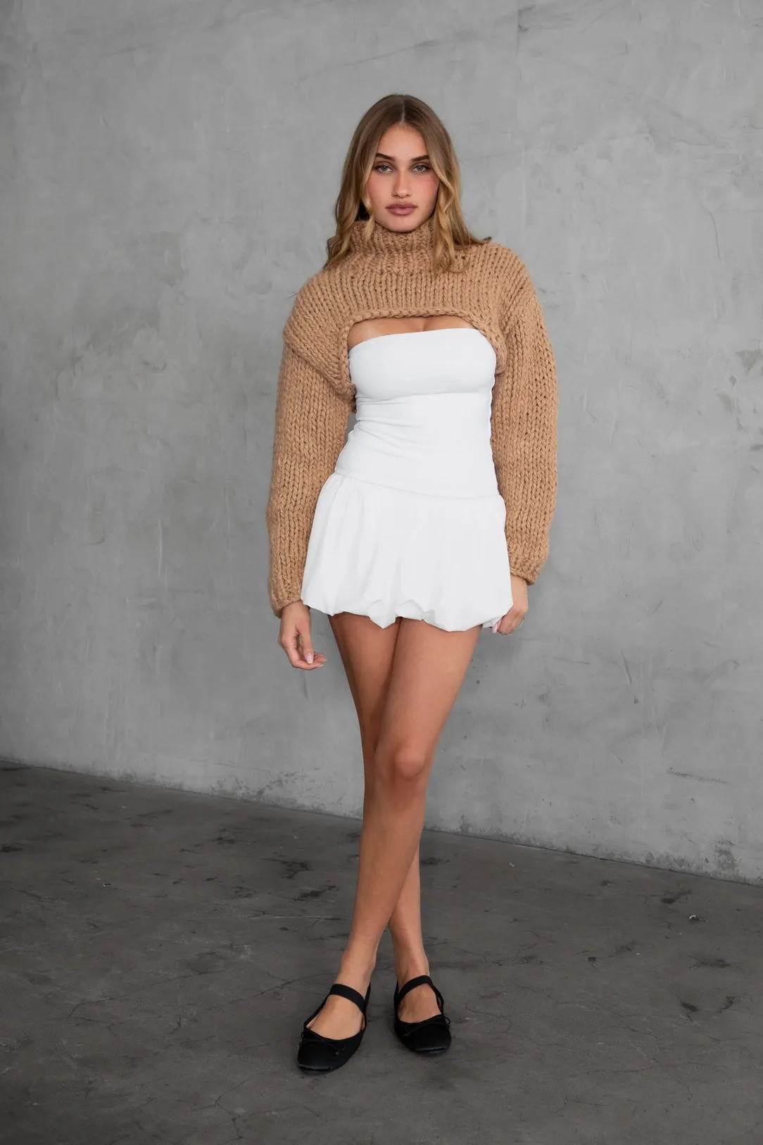 Scarlett’s Heavy Knitted Shrug