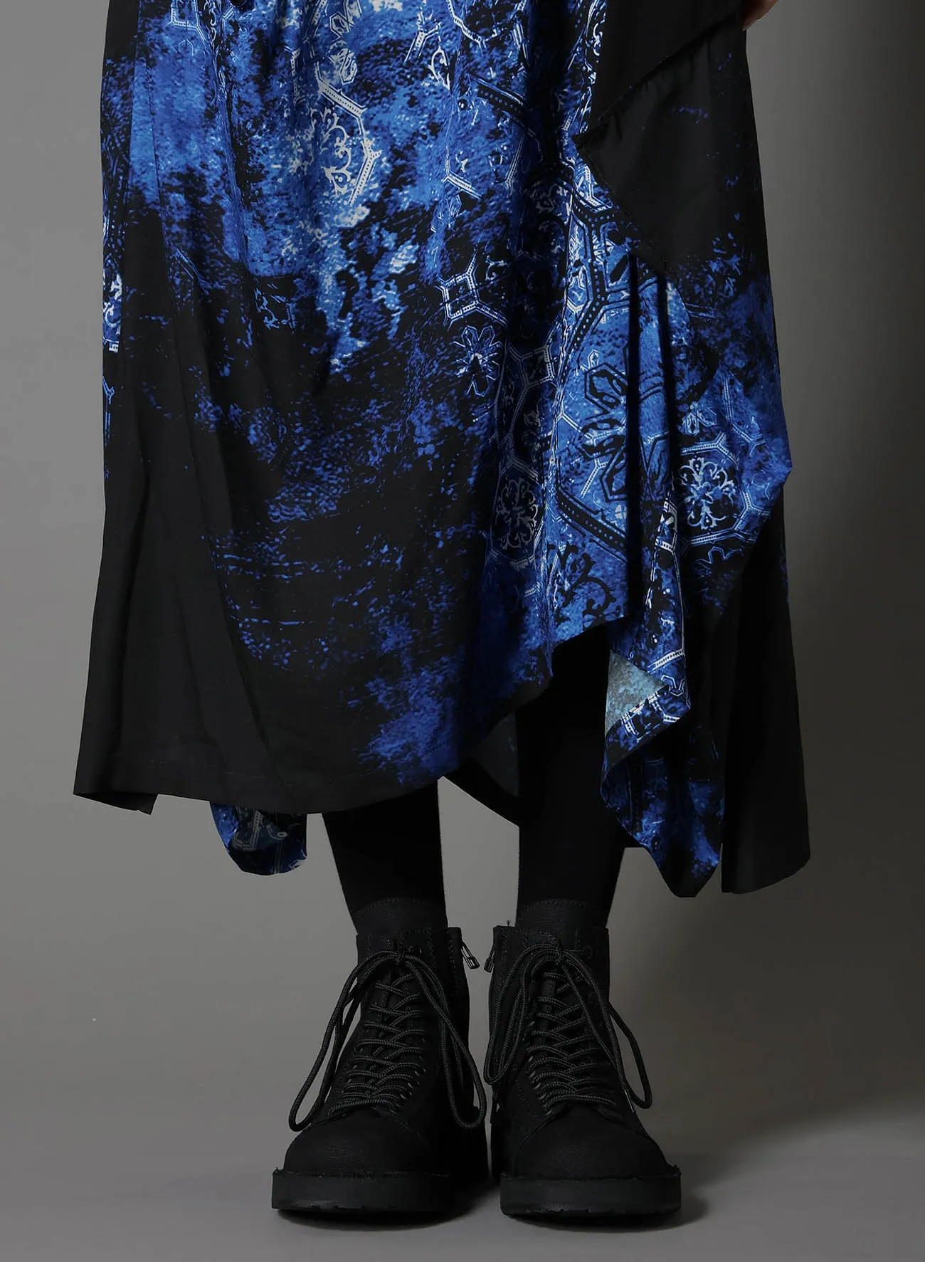 ULTIMA TRICOT RAYON PRINT TILE PATTERN SQUARE T-DRESSES
