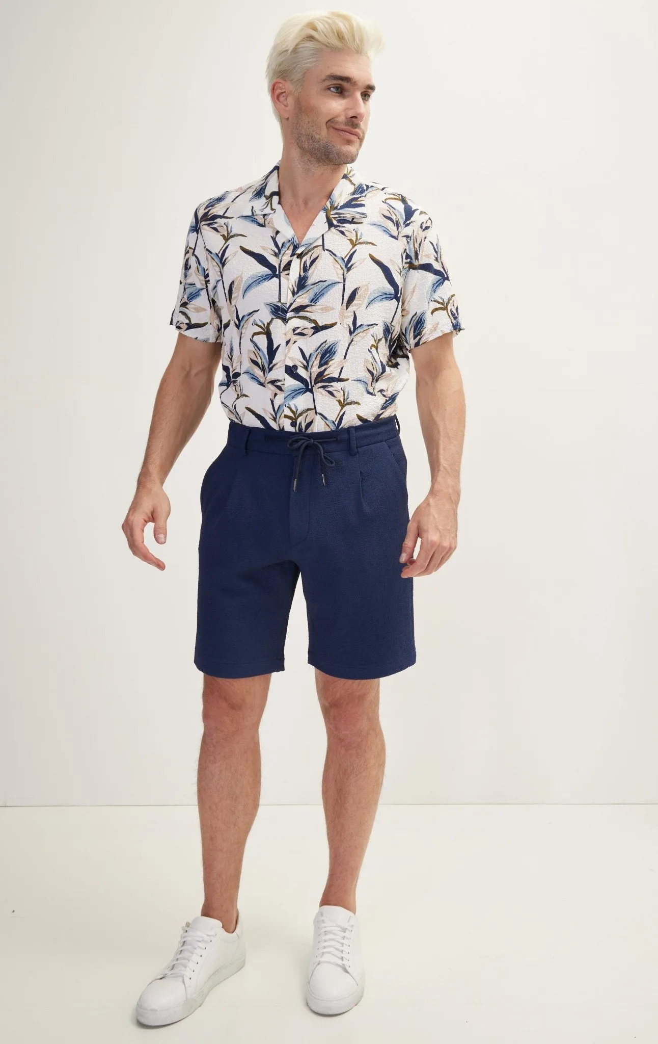 Waffle Stretch Beach Day Shorts - Navy